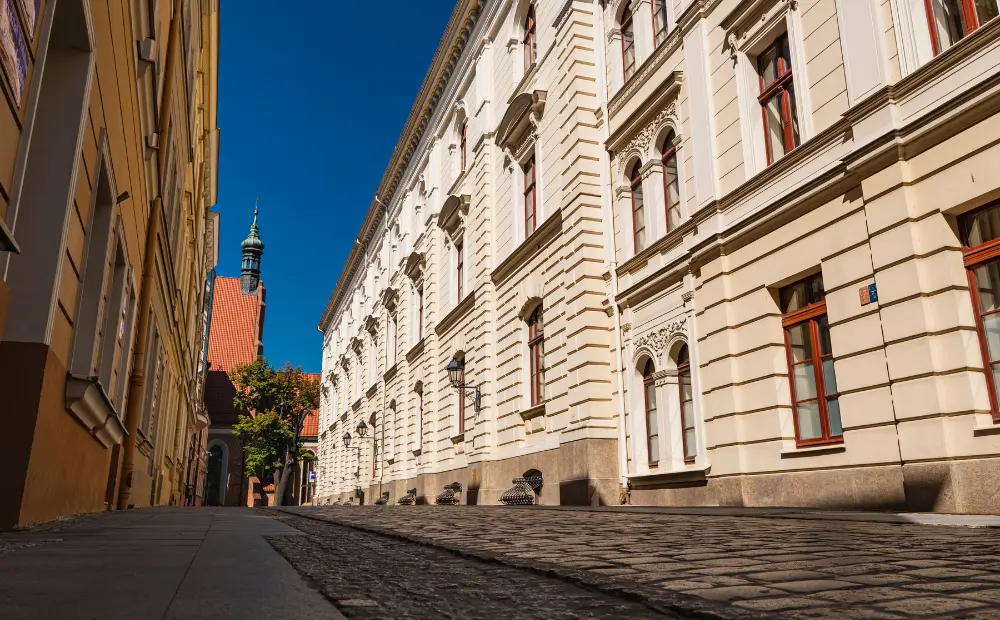 Altbausanierung in Wien – Substanz erhalten, Mauerwerk sanieren, Zukunft sichern